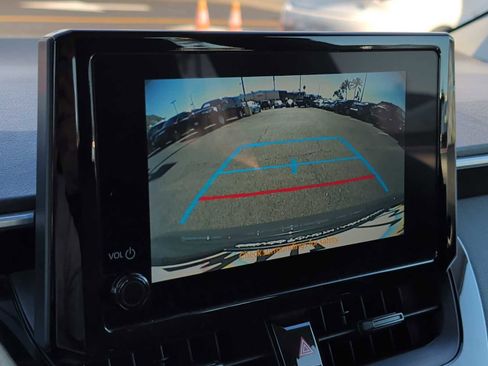 Used 2024 Toyota Corolla LE image 21