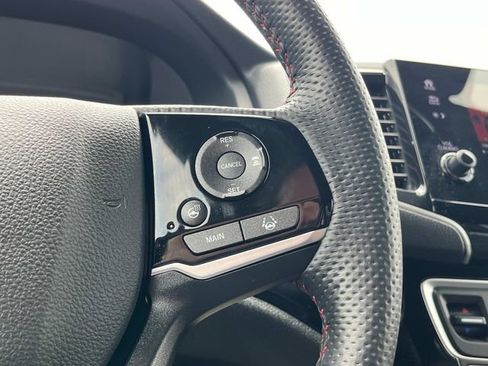 Used 2025 Honda Passport Black Edition image 32