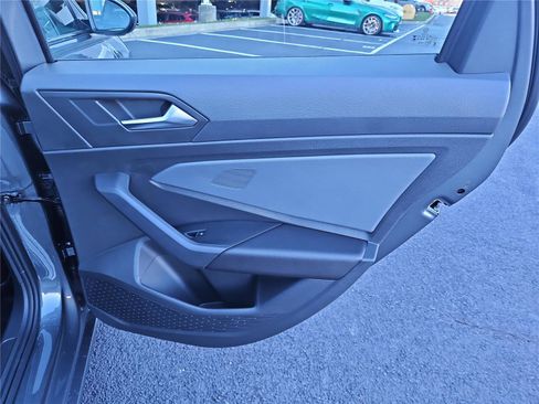 New 2026 Volkswagen Jetta SE image 30