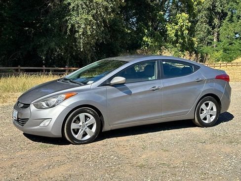 Used 2012 Hyundai Elantra GLS w/ Preferred Pkg 3 FWD image 5