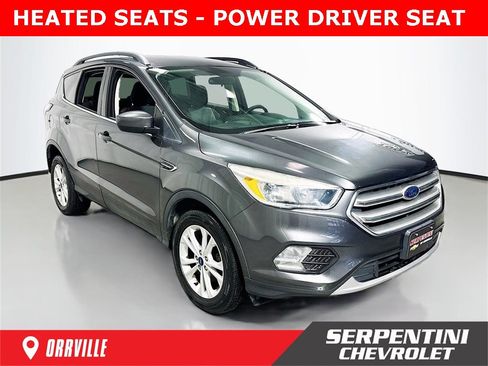 Used 2018 Ford Escape SE w/ SE Sync 3 Package image 1