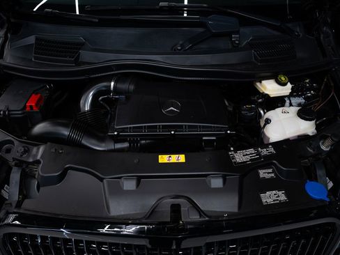 Used 2023 Mercedes-Benz Metris Passenger image 58