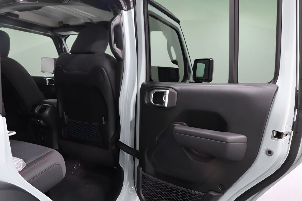 New 2026 Jeep Wrangler Unlimited Rubicon AWD/4WD image 15