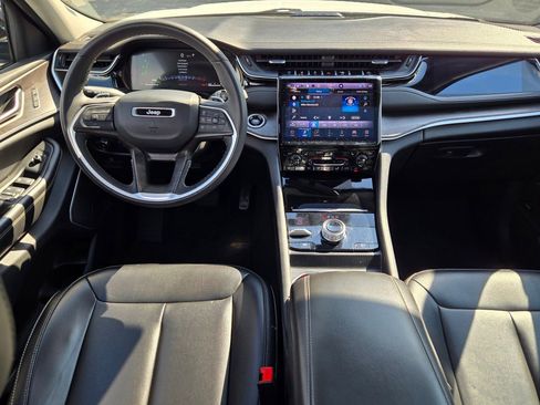 Used 2024 Jeep Grand Cherokee Limited 4xe image 19