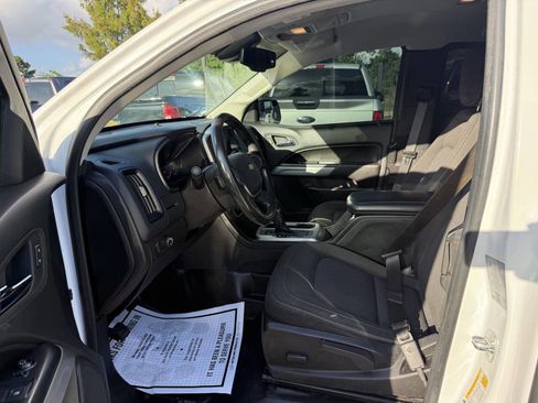 Used 2022 Chevrolet Colorado LT w/ Fleet Safety Package RWD image 8