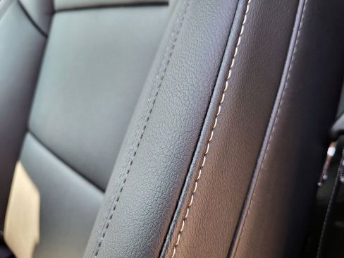 New 2025 Cadillac Escalade Luxury image 15