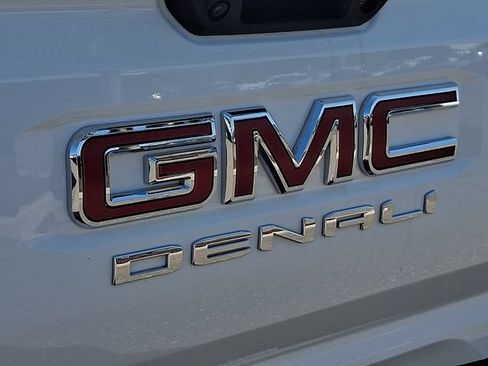 Used 2026 GMC Canyon Denali AWD/4WD image 31