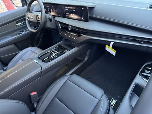 New 2025 Nissan Murano SV image 18