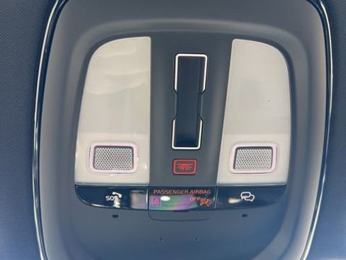 New 2026 Volvo XC90 B6 Plus image 18