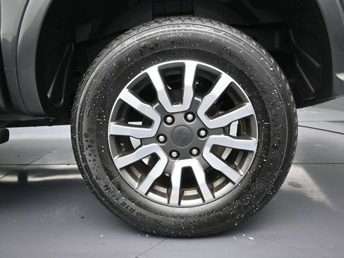 Used 2020 Ford Ranger Lariat w/ Equipment Group 501A Mid image 10