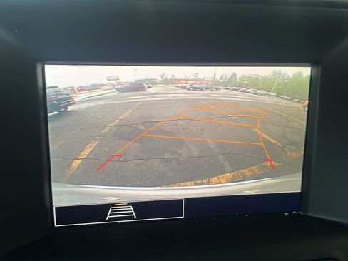 Used 2022 GMC Terrain SLE w/ Driver Convenience Package AWD/4WD image 33