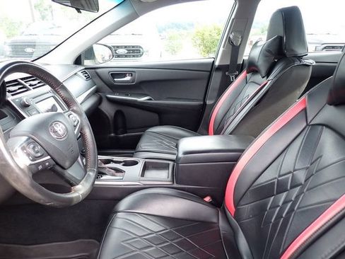 Used 2017 Toyota Camry LE FWD image 16