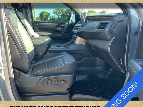 Used 2023 Chevrolet Tahoe High Country w/ Premium Package AWD/4WD image 12