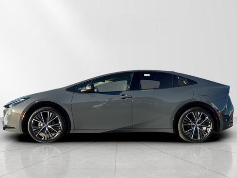 New 2026 Toyota Prius XLE image 6