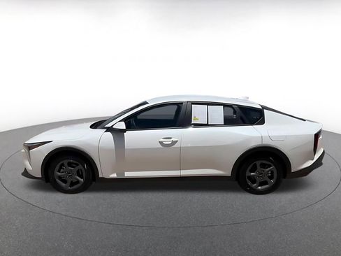 Used 2025 Kia K4 FWD image 10