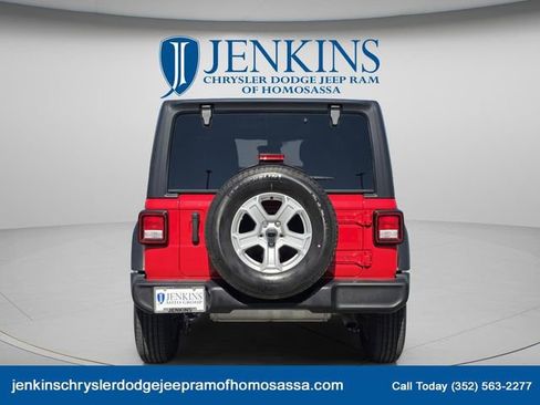 Certified 2022 Jeep Wrangler Unlimited Sport AWD/4WD image 6