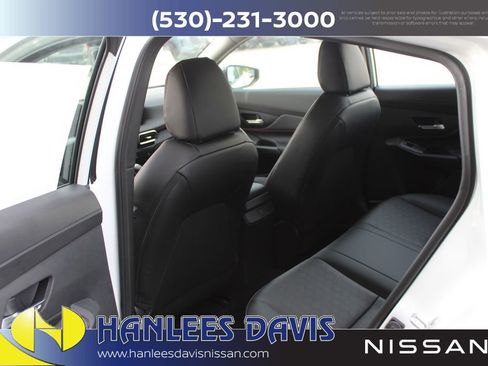 New 2026 Nissan Sentra SR w/ SR Premium Package FWD image 15