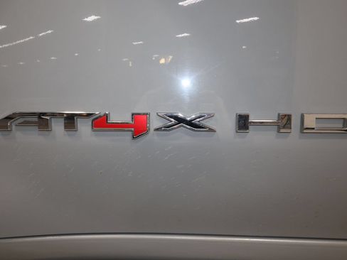 Used 2024 GMC Sierra 2500 AT4X AWD/4WD image 38