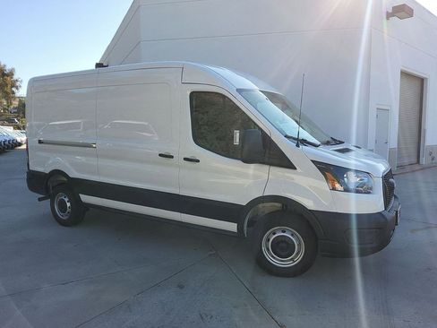 New 2026 Ford Transit 250 148 Medium Roof w/ Load Area Protection Package RWD image 22