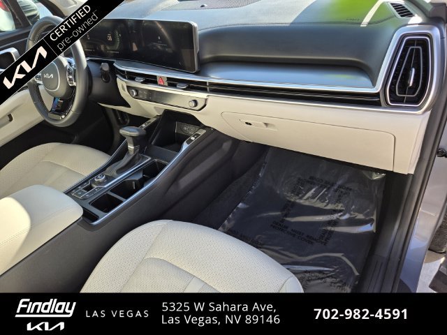Certified 2024 Kia Sorento EX w/ Panoramic Sunroof Package FWD image 22