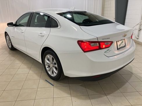 Used 2023 Chevrolet Malibu LT image 3