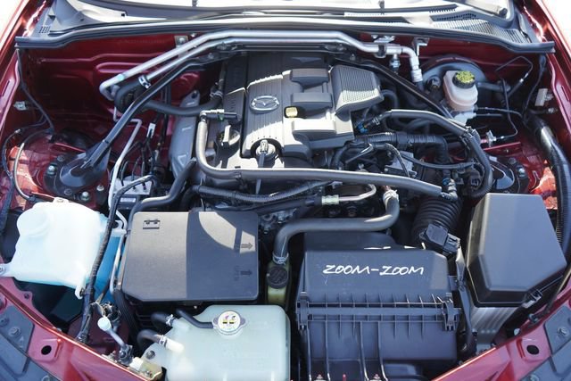 Used 2006 MAZDA MX-5 Miata Sport w/ Appearance Pkg RWD image 76