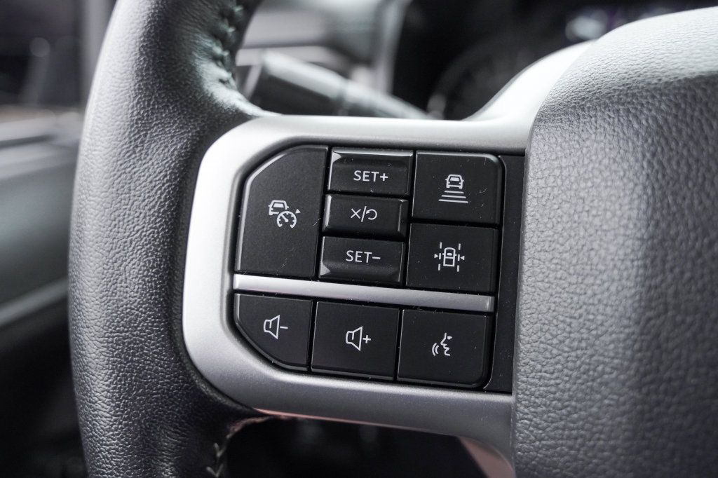Used 2022 Ford Expedition Max XLT AWD/4WD image 16