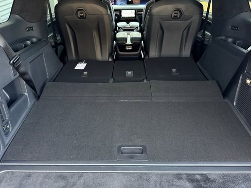 New 2025 Lincoln Navigator Black Label image 15