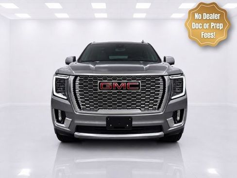 Used 2024 GMC Yukon Denali w/ Advanced Technology Package AWD/4WD image 1