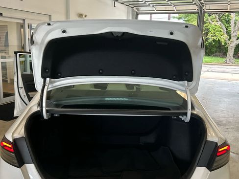 Used 2023 Honda Accord EX image 14