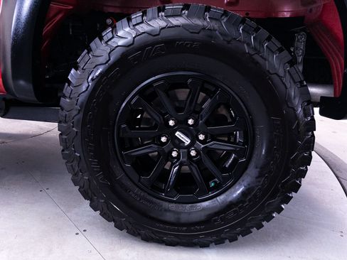 Used 2025 Ford F150 Raptor AWD/4WD image 15