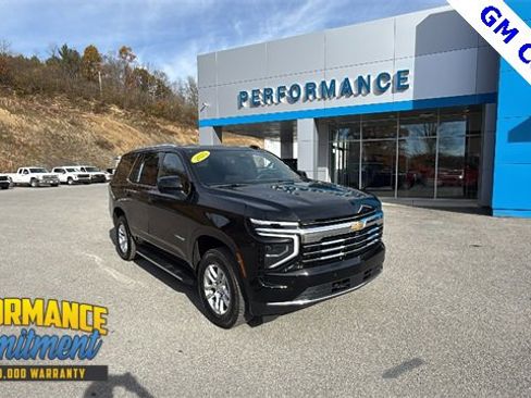 Certified 2025 Chevrolet Tahoe LT image 1