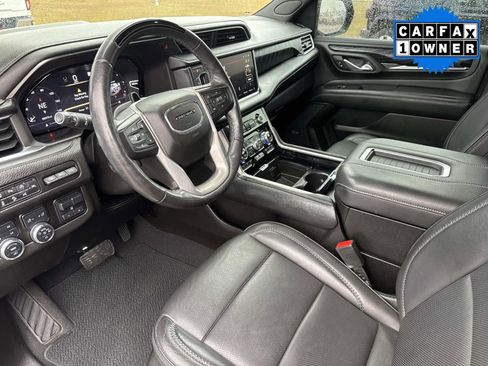 Used 2023 GMC Yukon XL Denali w/ Advanced Technology Package image 28