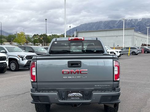 Used 2022 GMC Canyon Denali AWD/4WD image 4