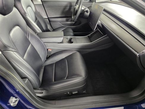 Used 2018 Tesla Model 3 Long Range image 30
