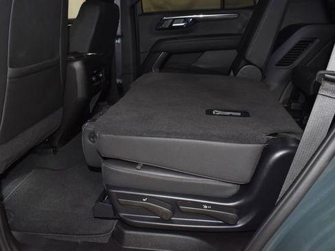 Used 2025 Chevrolet Tahoe Z71 image 31