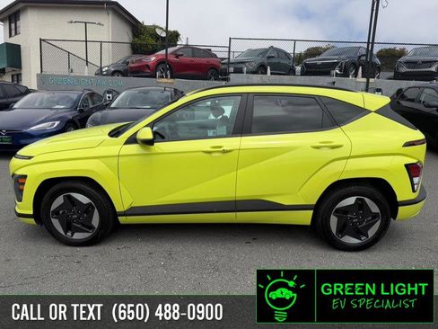 Used 2024 Hyundai Kona SEL FWD image 8