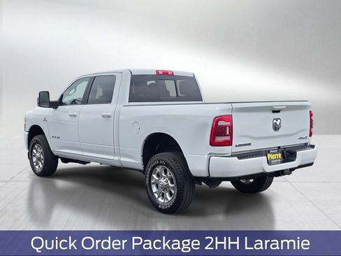 Used 2024 RAM 2500 Laramie AWD/4WD image 4
