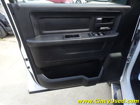 Used 2014 RAM 3500 Tradesman w/ Chrome Appearance Group AWD/4WD image 25