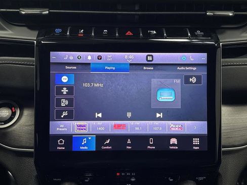 Used 2022 Jeep Grand Cherokee Limited 4xe image 24