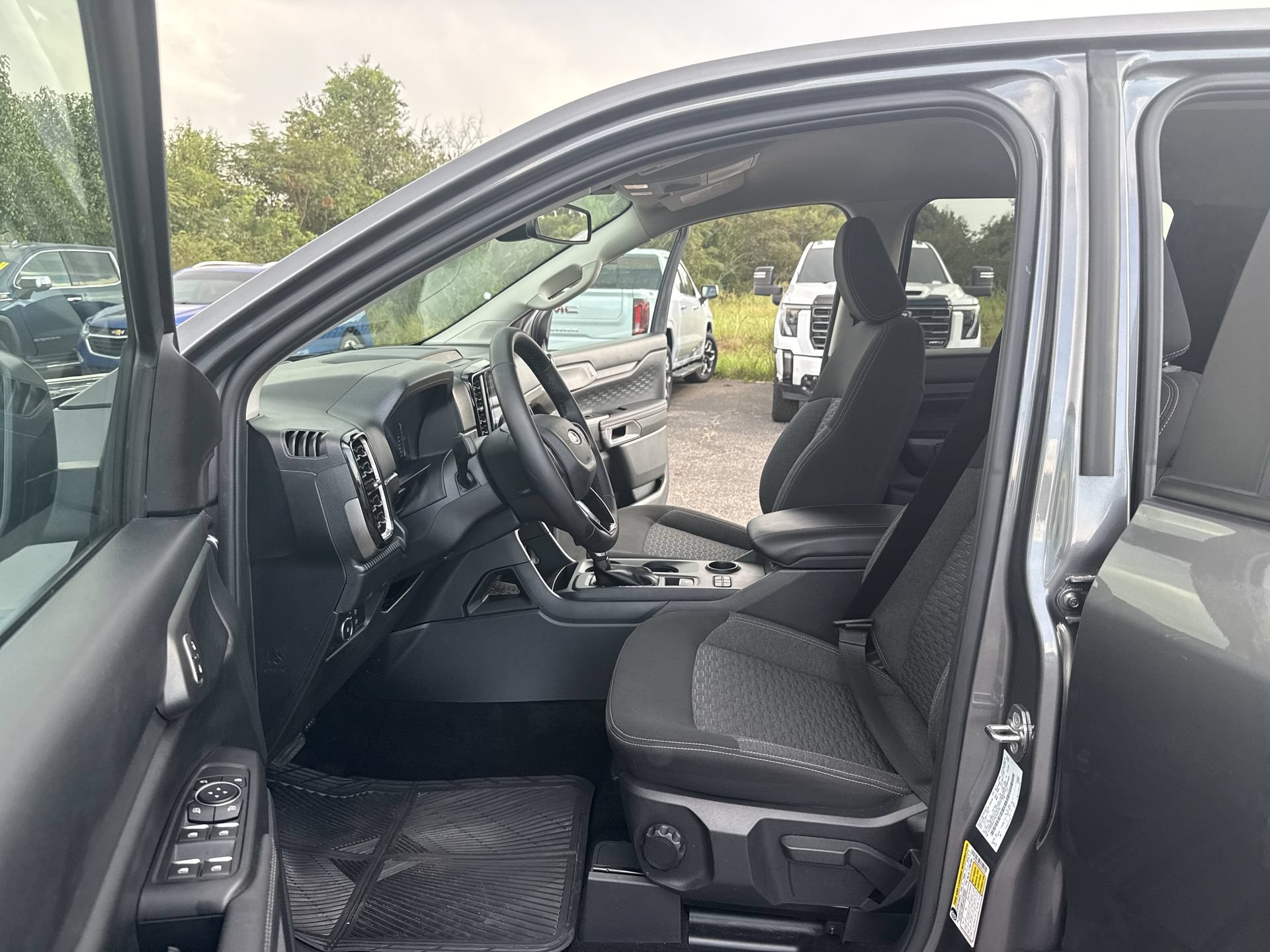 Used 2025 Ford Ranger XLT RWD image 26