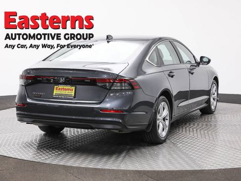 Used 2025 Honda Accord LX image 5