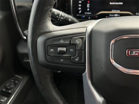 Used 2022 GMC Sierra 1500 SLT image 16