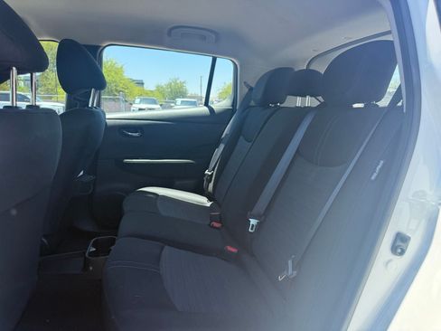 Certified 2023 Nissan Leaf S w/ Protection Package FWD image 9