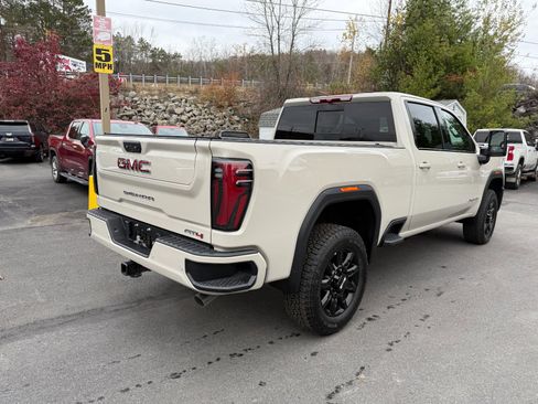 New 2026 GMC Sierra 3500 AT4 image 5