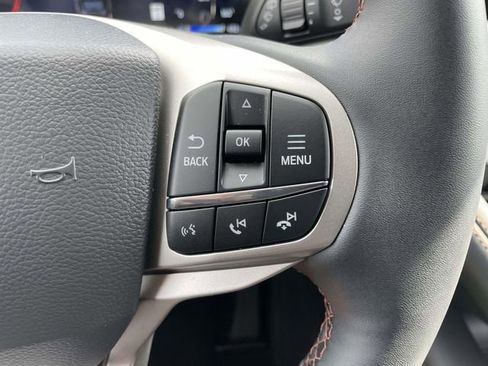 New 2026 Ford Explorer Active image 17