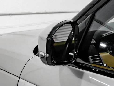 Used 2019 Land Rover Range Rover Long Wheelbase Autobiography image 47