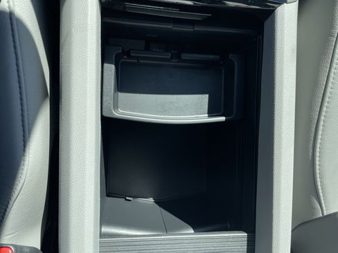 Used 2016 Honda Pilot Elite image 26