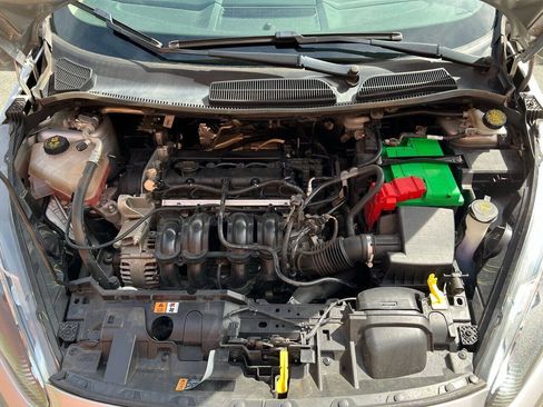 Used 2019 Ford Fiesta SE FWD image 31