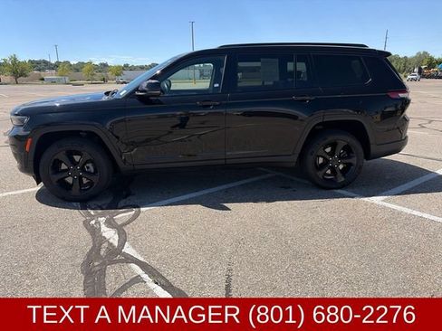 Used 2021 Jeep Grand Cherokee L Laredo AWD/4WD image 2